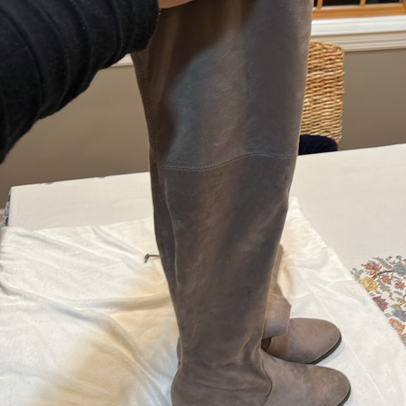 Unisa Adivan Over The Knee Boots Taupe Faux Suede Size 71/2 M - Picture 5 of 11